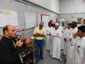 Students of the College of Engineering in Al-Qunfudhah Visit the Toyota Maintenance Center